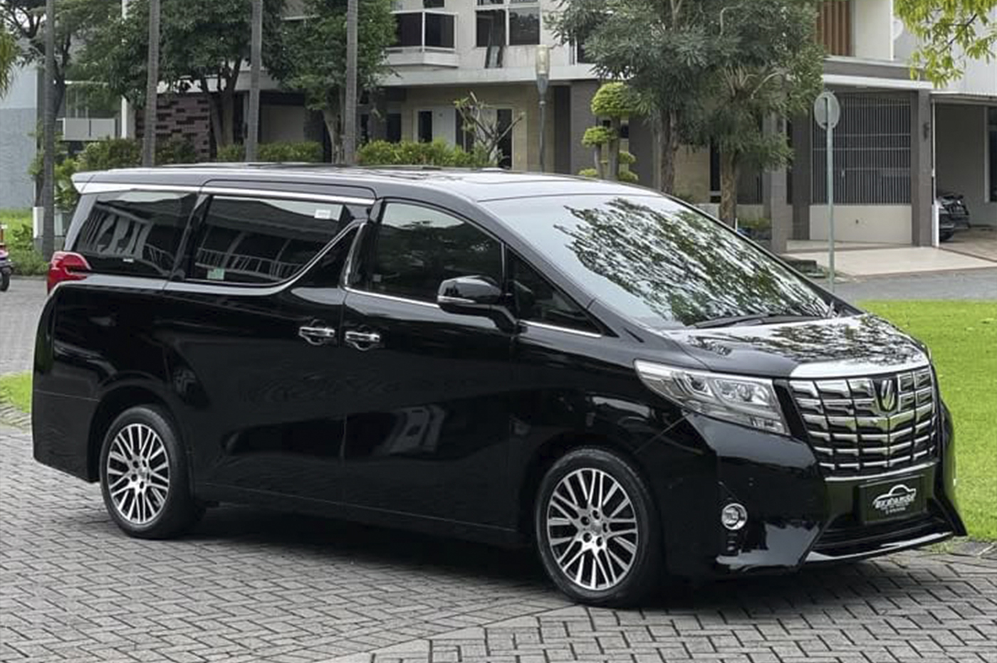 Family & group travel vehicles
